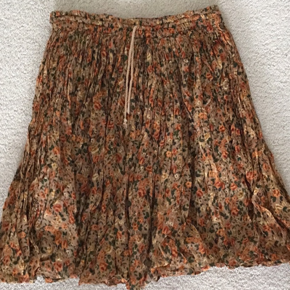 Ruffled Thigh Length Skirt